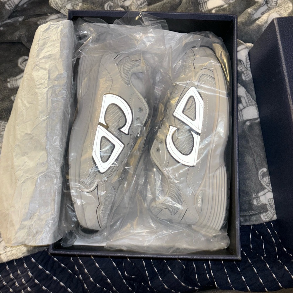 *BEST OFFER* Dior B30 Size 11